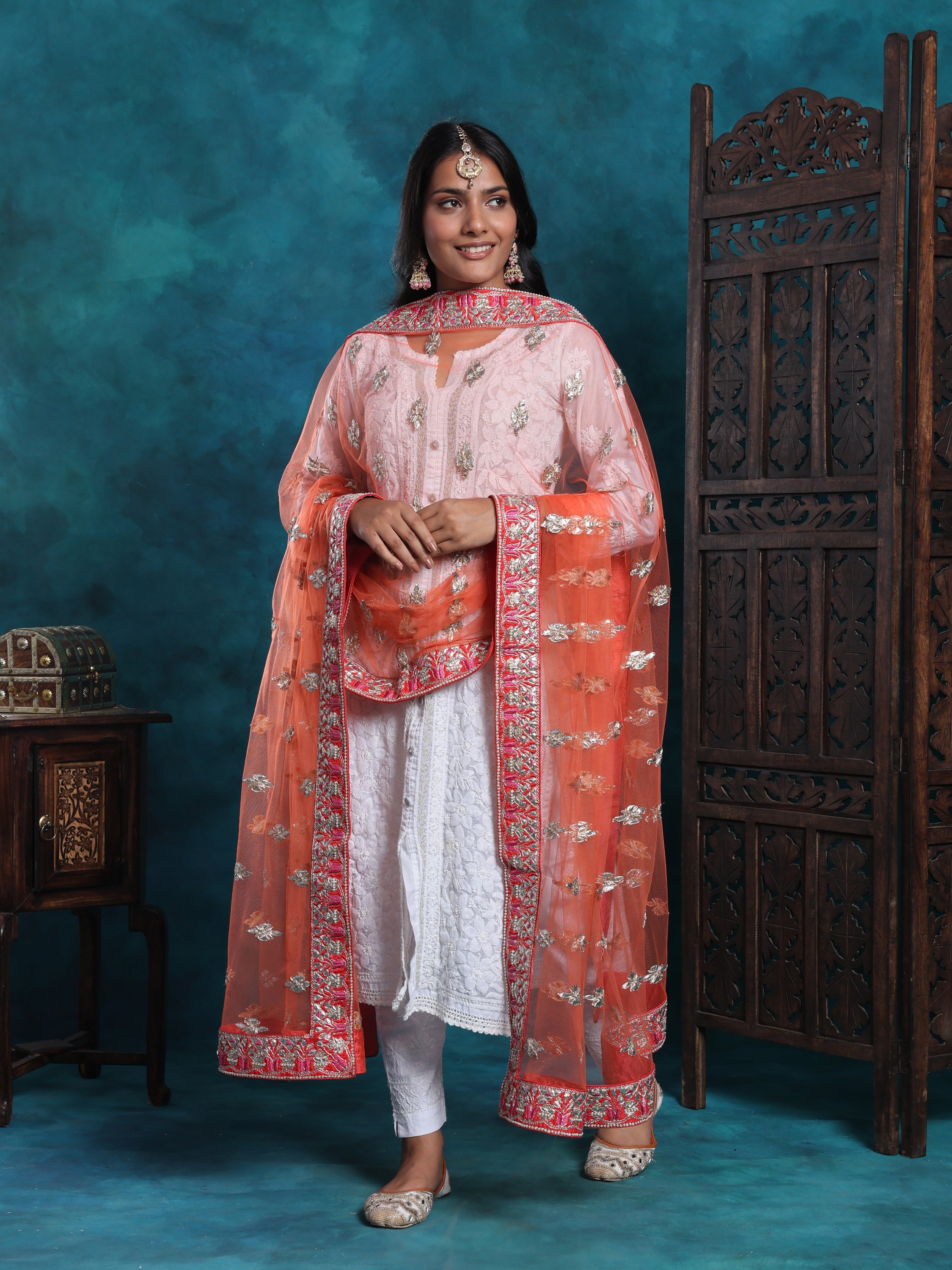 Handcrafted Gota Pati With Zari Border Bridal Dupatta