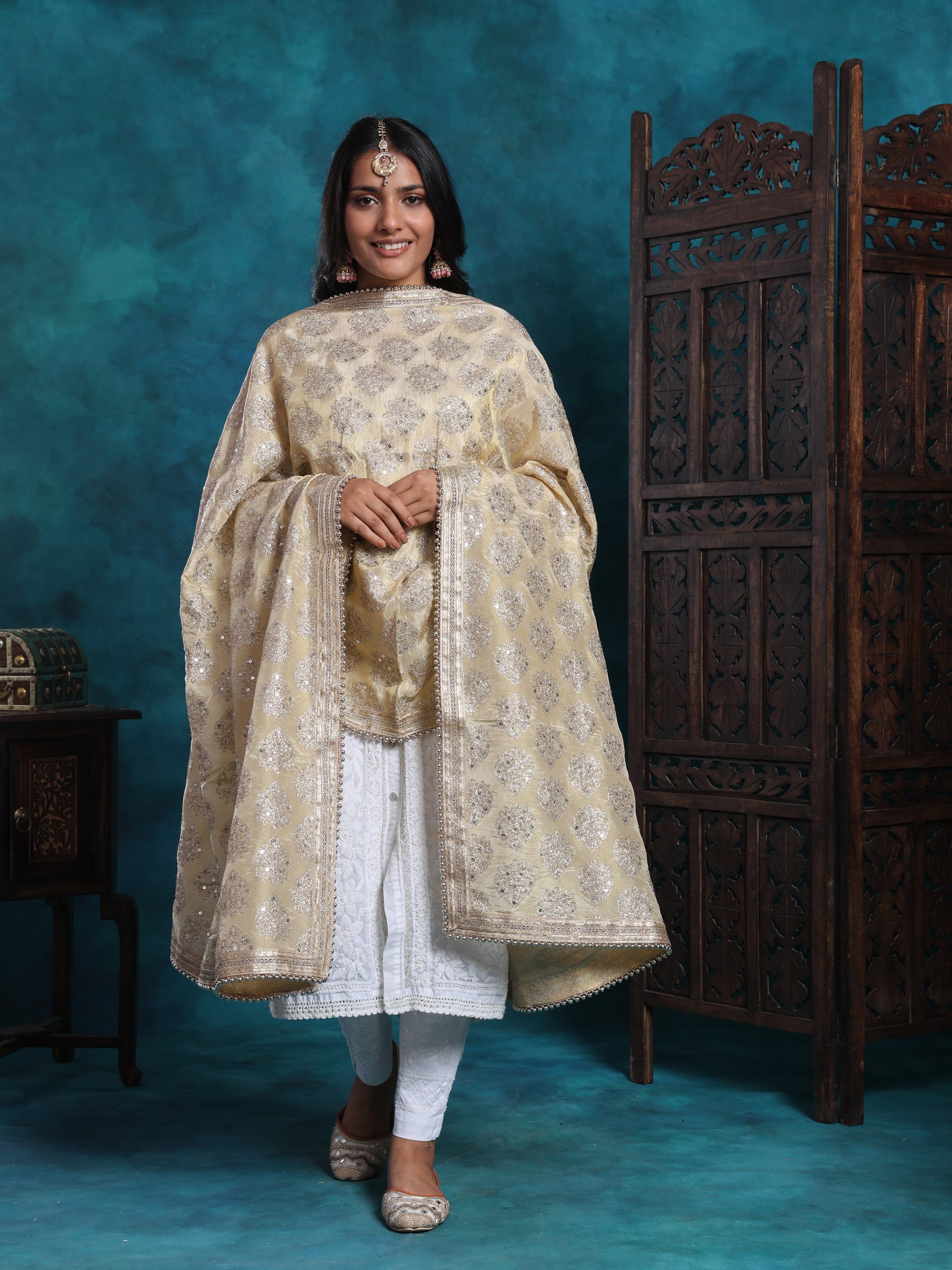 Handcrafted Zari And Sequin Bridal Dupatta