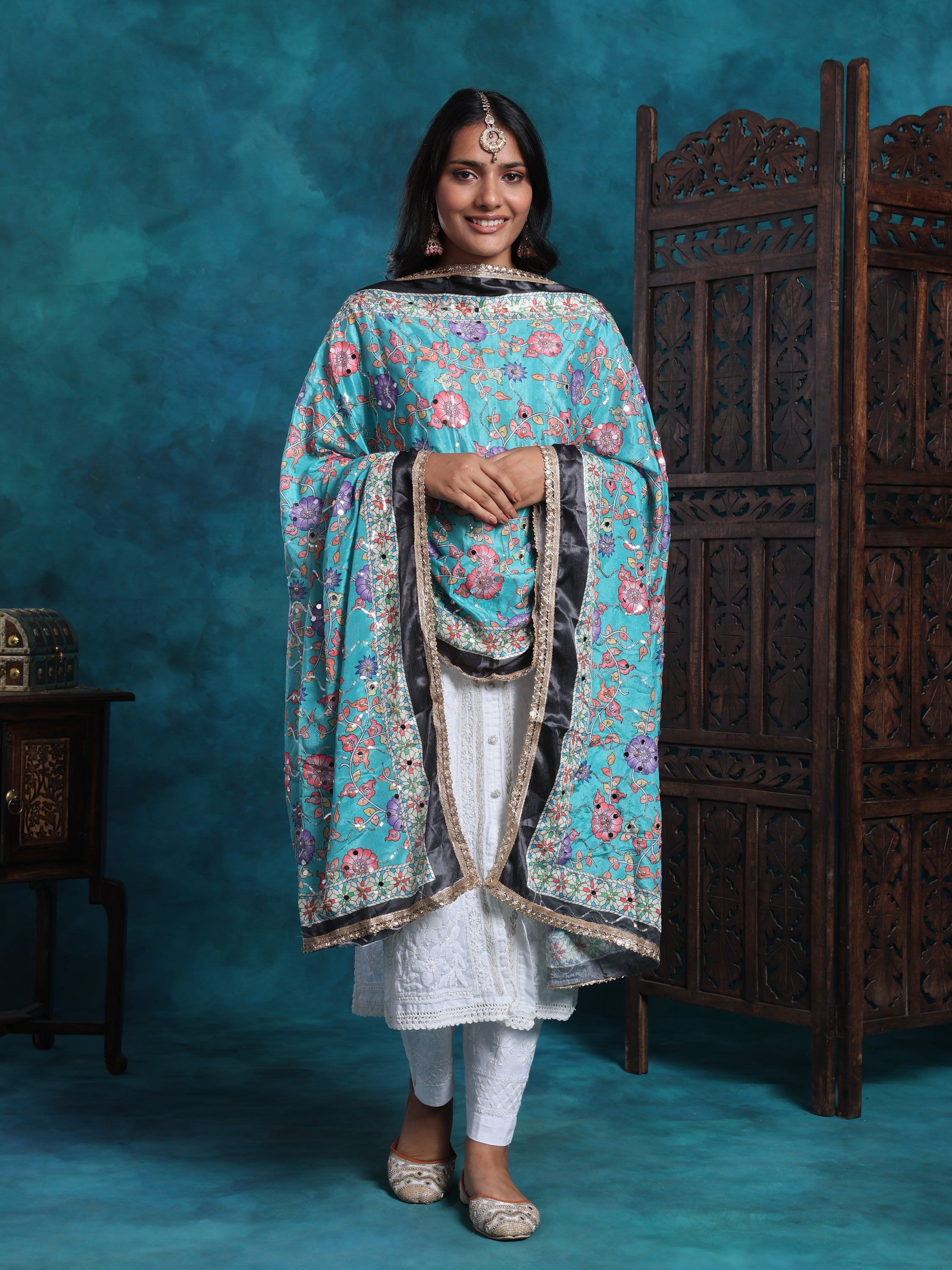 Intricate Handcrafted Pakistani Dupatta With Real Mirror Work