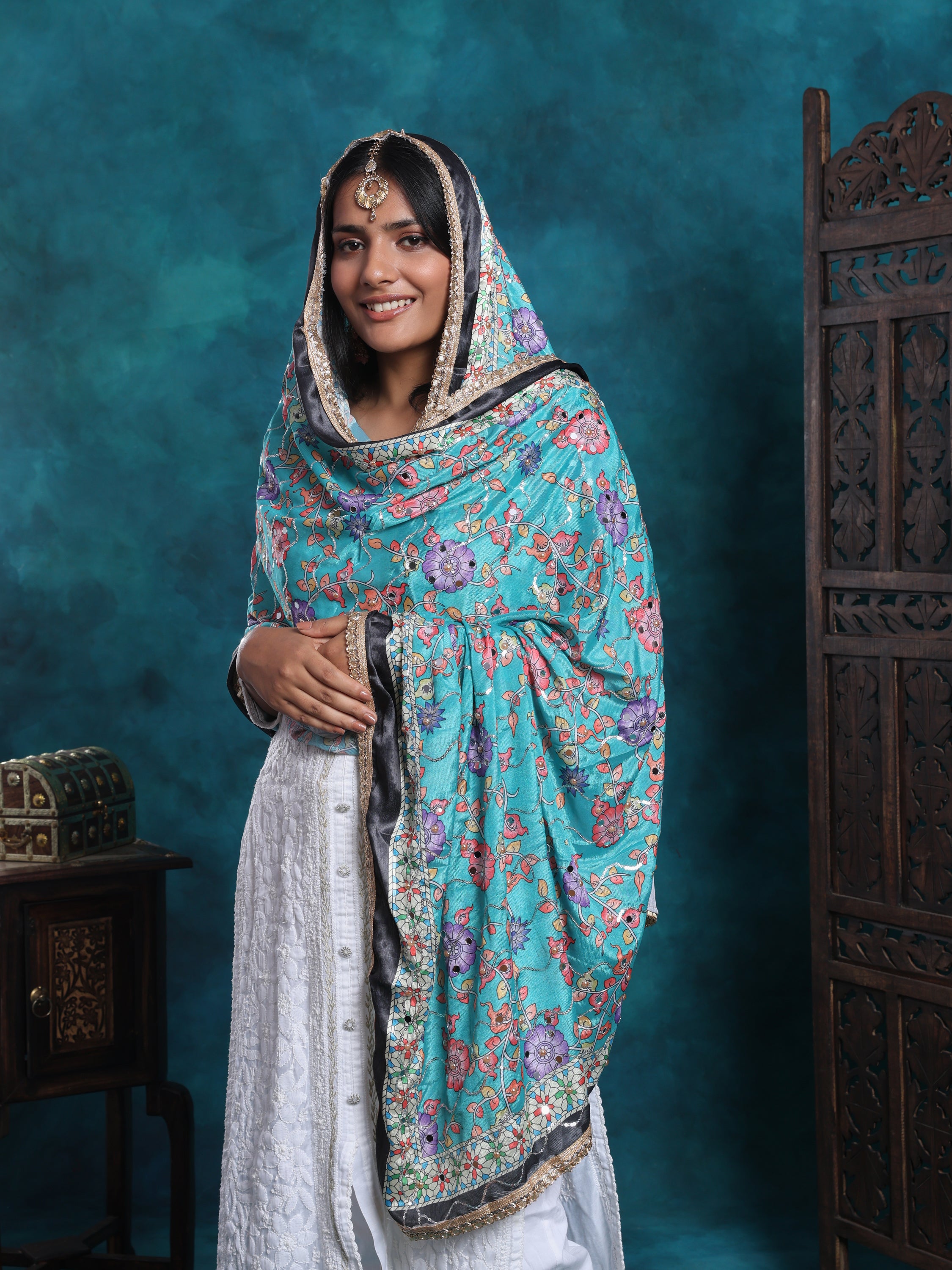 Intricate Handcrafted Pakistani Dupatta With Real Mirror Work