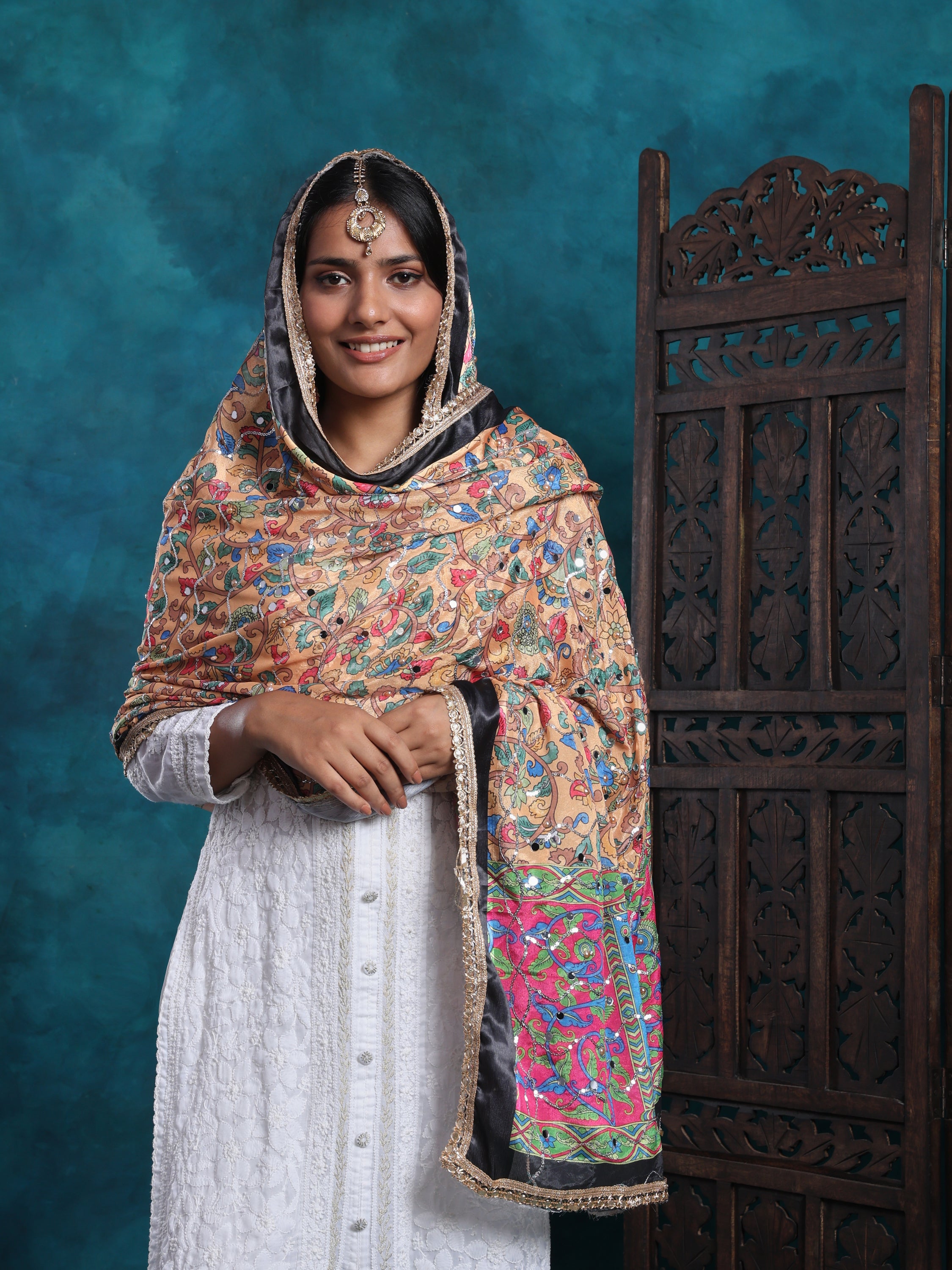 Intricate Handcrafted Pakistani Dupatta With Real Mirror Work