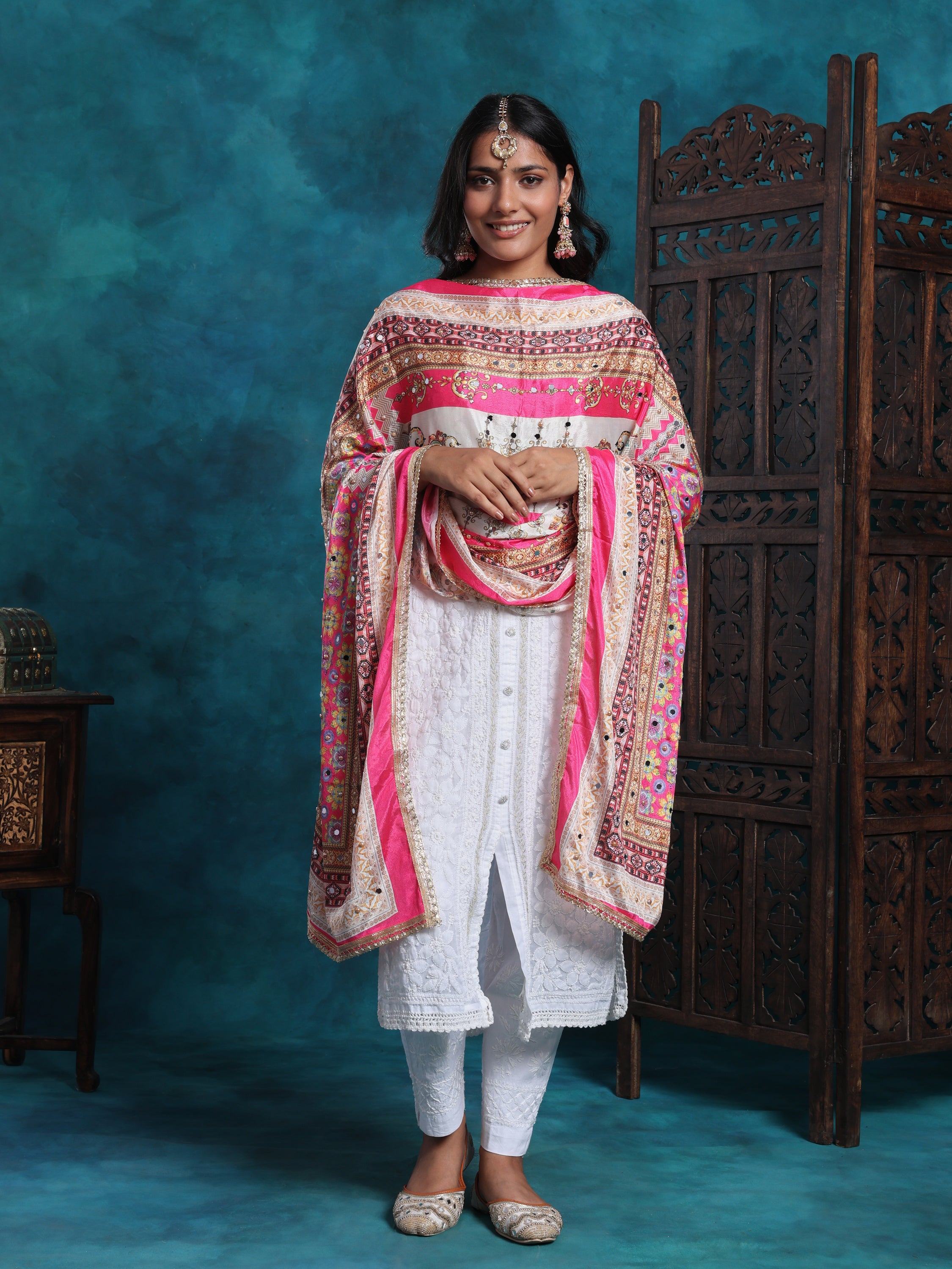 Intricate Handcrafted Pakistani Dupatta With Real Mirror Work