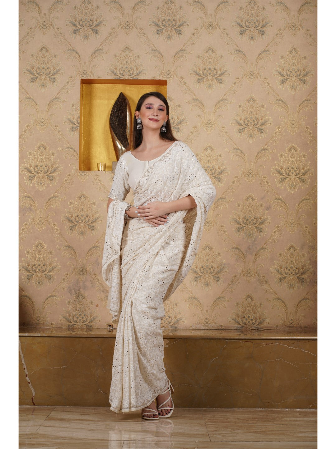 Buy Online Off White Embroidered Georgette Saree with Red Border – Pure  Elegance
