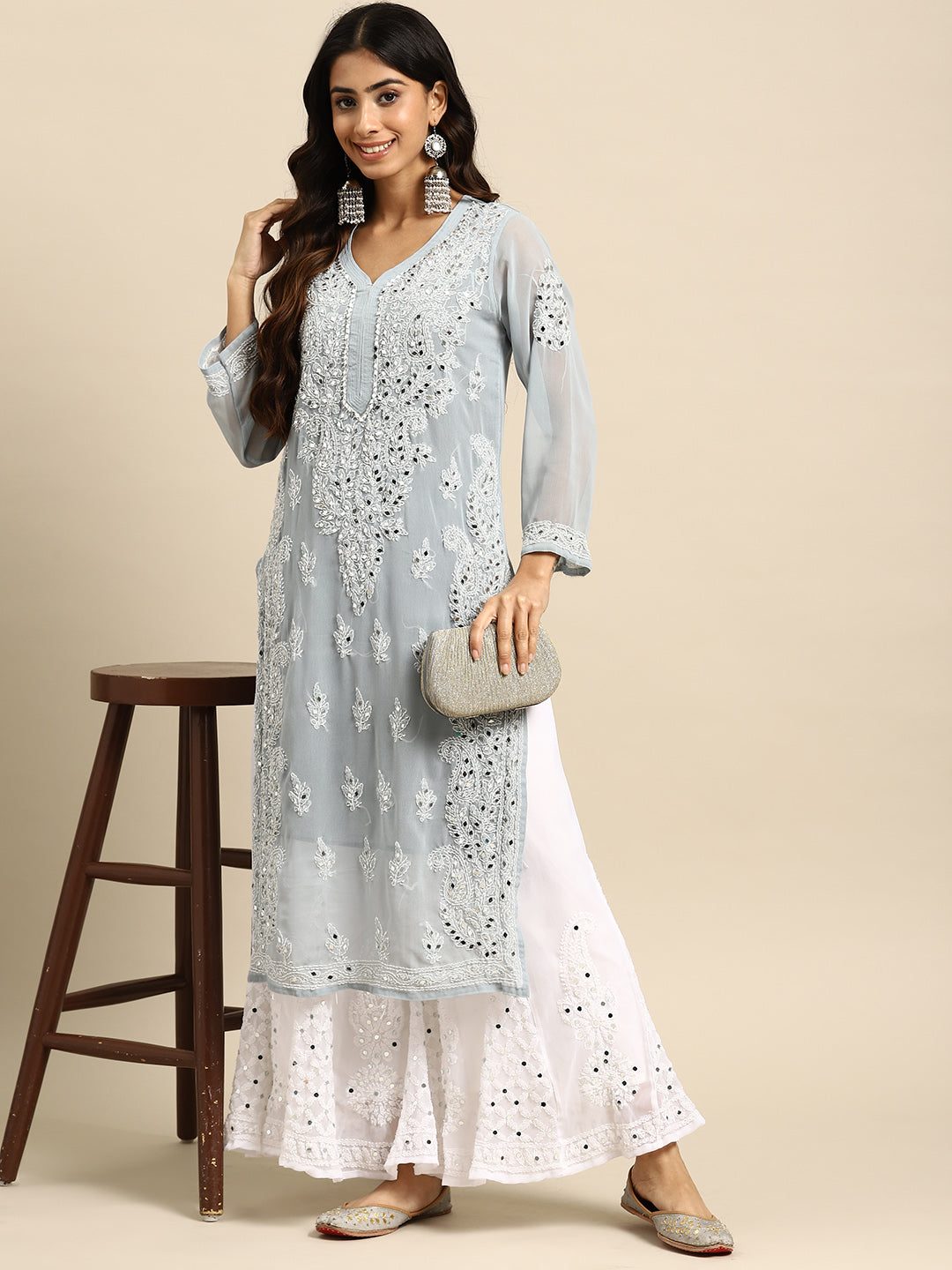 muslin cotton chikankari kurti (#2400) - Vogue N Trends - Buy the lucknowi  chikankari online at lowest prices!!!