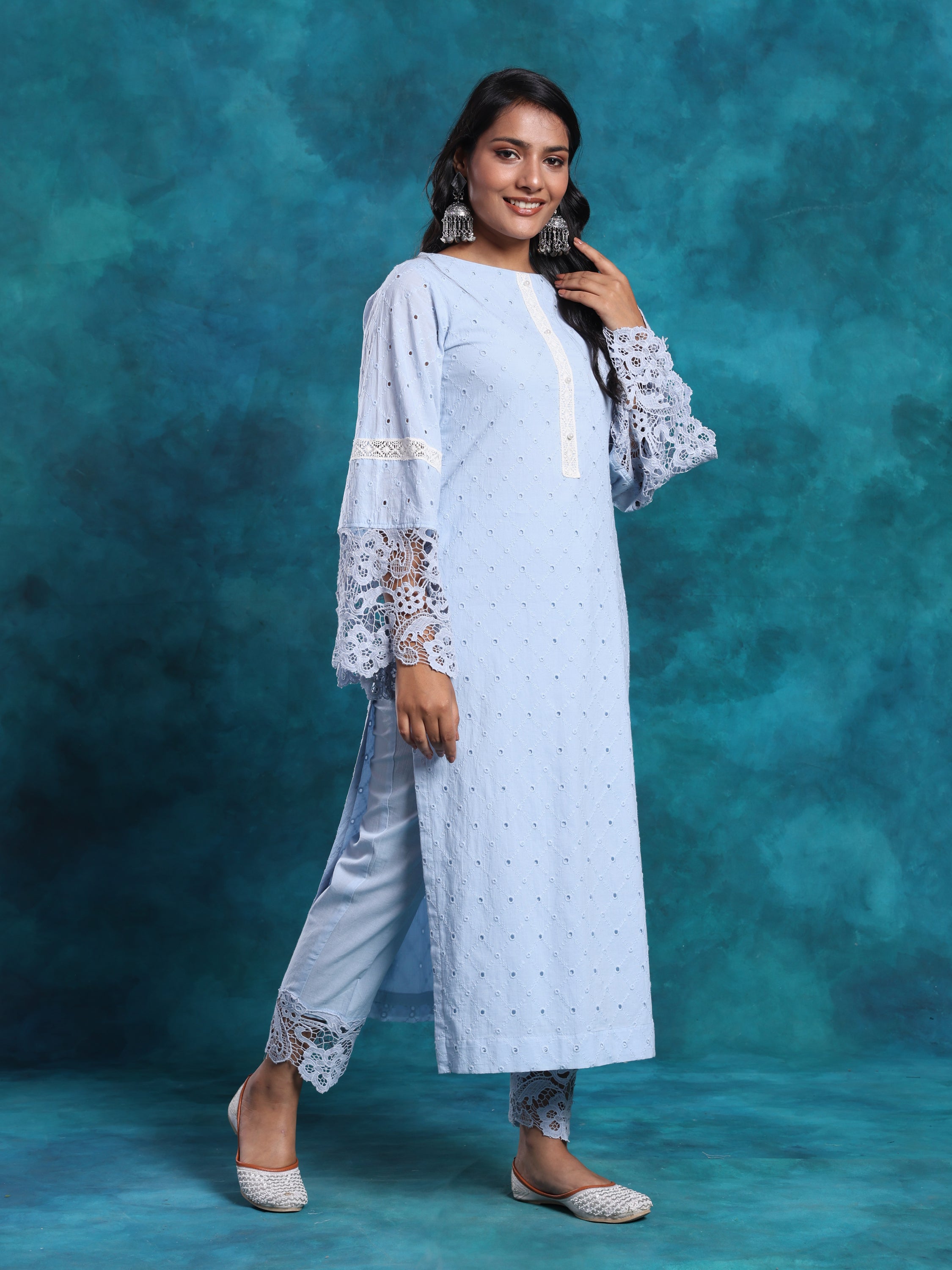 Dual Shade Crochet Pakistani Style Schiffly Chikan Suit
